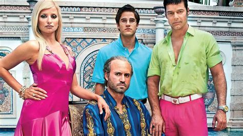 pirates streaming omicidio di versace